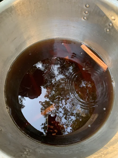 A pot of amber water for the spiritual purge