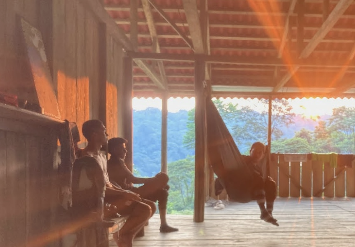 In an ayahuasca retreat there are moments to share and also to be alone